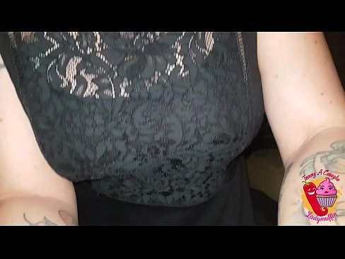 ❤️ I-Slutty stepsister imnika i-blowjob kunye neSpanishi Amanyala aphezulu kuthi